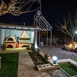 Rock Garden Дом отдыха Marantochori