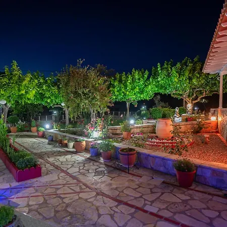 Rock Garden Holiday home Marantochori