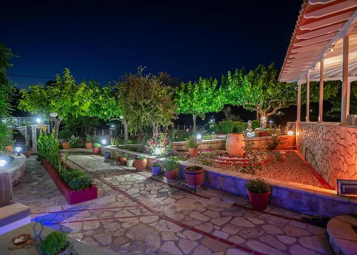 Rock Garden Holiday home Marantochori
