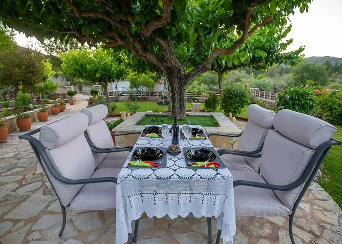 Rock Garden Holiday home *