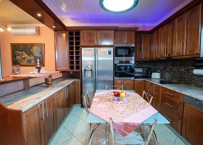 Holiday home Rock Garden