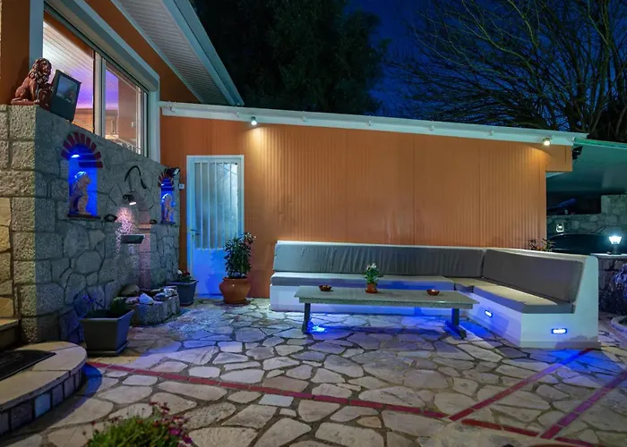 Holiday home Rock Garden *